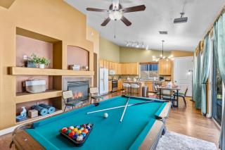 Cozy 4BR Near Ski Resort - Firepit & Pool Table - Flagstaff - 9