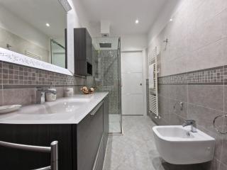 The Rainbow House - 3