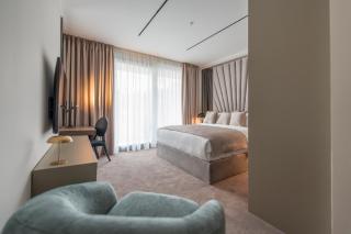 New Belgrade Premium Hotel - Belgrado - 1