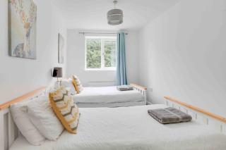 Blackwater Villa Witham - 3
