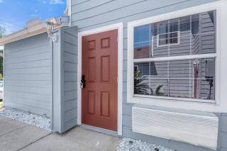 Isla Suites - Davenport - 8