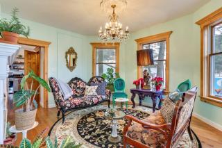 Victorian Lake Oasis w/ Hot Tub & Fireplace - - 5