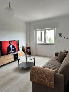 CL Group Guest House - Agualva-Cacém - 1