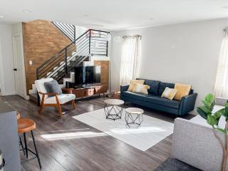 Central North Hollywood Home - Los Angeles - 0