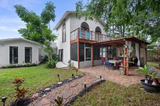 Chic 4BR Home Hot Tub Game Room - Port Saint Lucie - 8