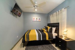 The Black Pineapple - Mercys Place - Saint John - 6