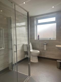 100 Roses Mill Hill - Edgware - 5