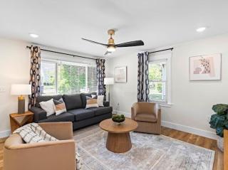 Modern Retreat Chic Living 5 min from DT Durham - Durham - 8