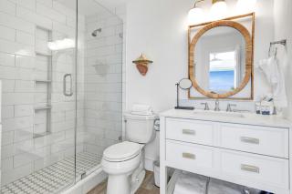 Gulf Front, Seagrove Beach, Sleeps 6, 1st floor, private beach access!! - Seagrove Beach - 2