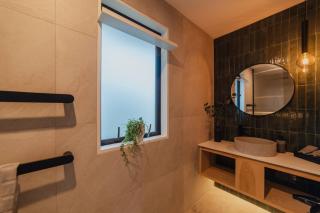 Hamptons Retreat - 1BR with Hot Tub and Fireplace - Prebbleton - 6