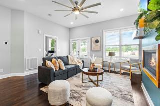 Modern new built in prime Raleigh location - Raleigh - 9