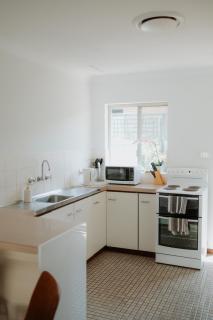 Quiet Corner Sleeps 4, Near Perth & Fremantle - Bicton - 8