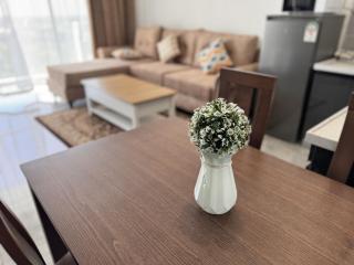 Luxury 15th-Floor 1BR Apartment with Panoramic City & Forest Views - Nairobi - 3