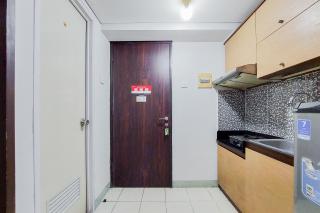 Cozy Living and Tidy 2BR Serpong Greenview Apartment By Travelio - 2