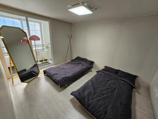 Cheonan Accommodation Party Room - - 3