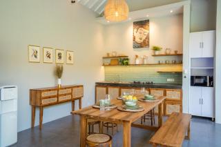 Villa Casa Oliva - Tropical Pool on Trendy Seminyak Eat Street - Seminyak - 9