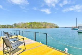 Luxurious Lake Lanier Home with Private Dock - Flowery Branch - 1