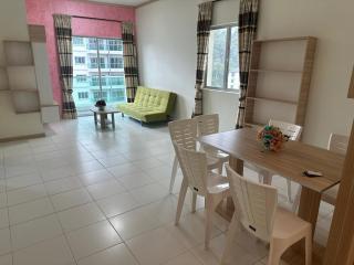 Family Stay at Quintet A3A-3A-6 - Tanah Rata - 0