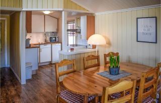 Awesome Home In Gamle Fredrikstad - 6