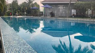 Fully equipped 5-bedroom, 3-storey house - Ho Chi Minh - 1