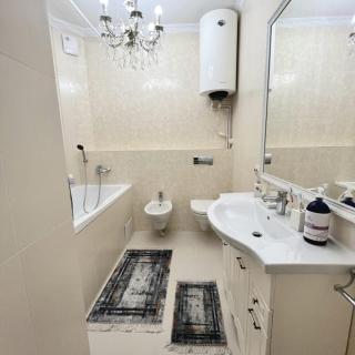 Аманжолова 65 элитная новостройка - Karagandá - 5