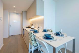 108 HighRise Condo Lake Bay View - 3