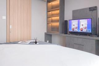 Good Deal and Homey 1BR (without living room) Bintaro Embarcadero Apartment By Travelio - 6