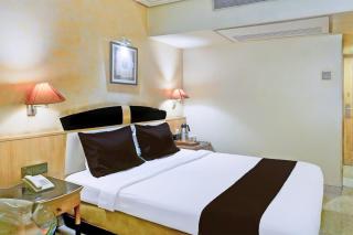 Super Townhouse Oak JM Road formerly Krishna presidency - Pune - 9
