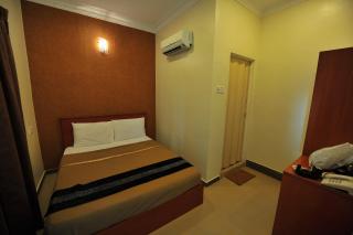 Gurney Inn - George Town - 0