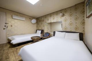 Jeju Top Motel - Jeju - 3