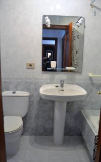 Precioso apartamento de 3 habitaciones en Cabañas - 2