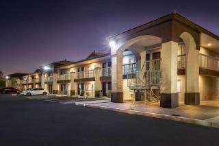 Days Inn by Wyndham Buckeye - Buckeye - 5
