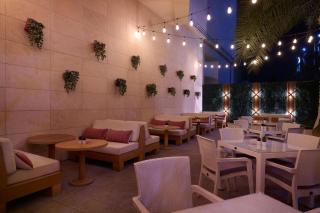 DoubleTree By Hilton Doha - Al Sadd - Doha - 4