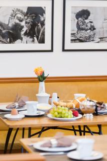 Hotel Am Helmwartsturm - Andernach - 2