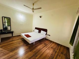 Athens Hotel - Alleppey - 5