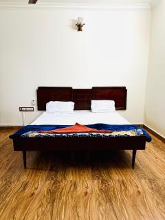 Athens Hotel - Alleppey - 2