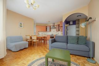 Stryjeńskich Cozy Apartment with Balcony in Warsaw Ursynów district by Noclegi Renters - 1