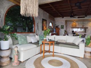 Beachfront Villa Tara Bliss Candidasa - Candi Dasa - 0