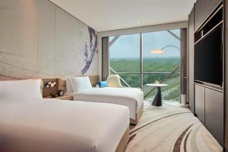 Crowne Plaza Shanghai Snow World by IHG - 1