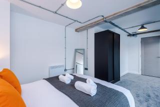 Comfort and Style 1Bed Apartment in Warrington - 1