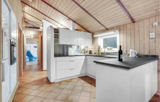 3 Bedroom Lovely Home In Jerup - 4