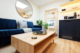 Cohost Partners Albert Hall 3 min to City Centre - 1