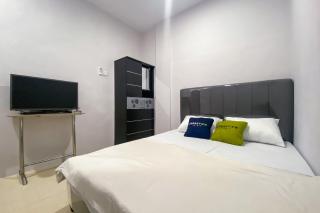 Urbanview Hotel near DC Mall Crown Homestay Batam - Tanjunguma - 9