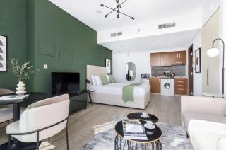 Silkhaus modern DIFC studio with Burj Khalifa view in Burj Daman - 8