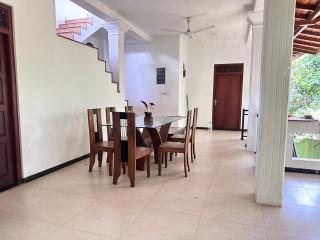 Shiny Villa - Hikkaduwa - 5