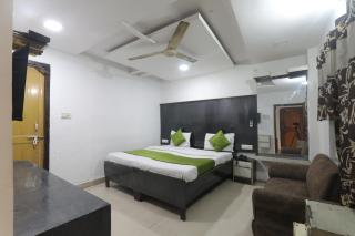 Budget Friendly Dayal Hotel - Lucknow - 0