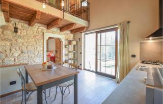 Nice Apartment In Velo Veronese - Velo Veronese - 9
