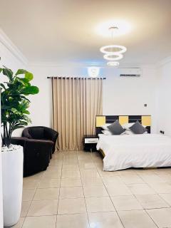 Family-friendly service apartments portHarcourt - Port Harcourt - 1