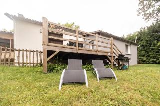 Gîte Rochetrejoux 2/4 pers 20 min Puy du Fou - - 2