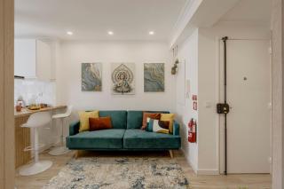 Precious Studio - Amadora - 1